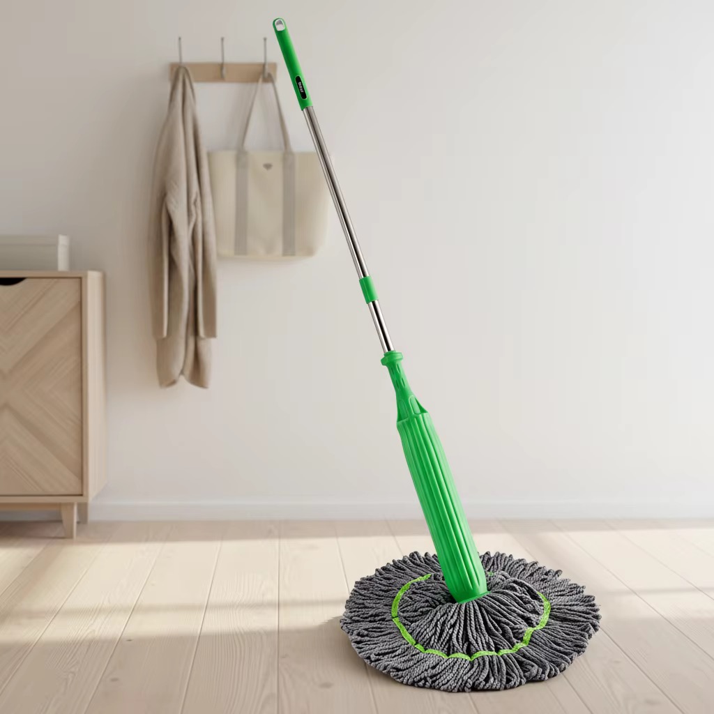 Self wringing mop — view 5